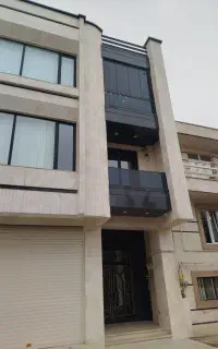 شیشه ریلی بالکن