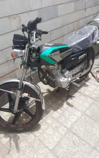 موتور سیکلت هندا ۲۰۰