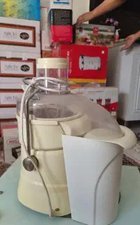 آبمیوه گیری صنعتی