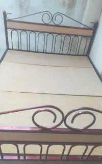 تخت فلزی دو نفره با رویه نئوپان