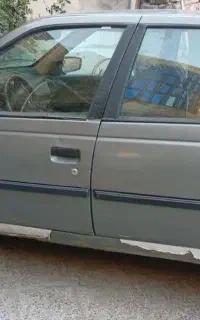 یک دستگاه پژو ۴۰۵ مدل ۸۹