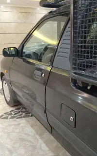 یک دستگاه خودرو پراید وانت مدل ۹۳