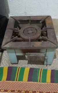 پلو پز چدنی دو شعله اندازه ۵۰×۵۰ سالم وبدون ایراد