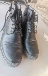 کفش نو یک بار پوشیده شدن سایزشماره ۴۲