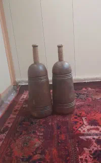 یک دست میل باستانی   ۲ ملیون