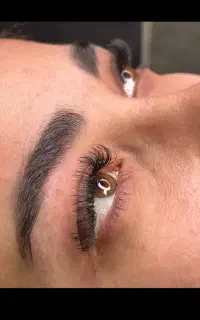 خدمات زیبایی خونه مشتری