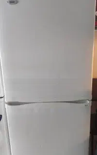 یخچال ۲۷ فوت تمیز بدون هیچ عیبی موتور تعویض