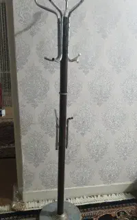 چوب لباسی پایه سنگی