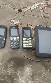 تبلت و گوشی ساده