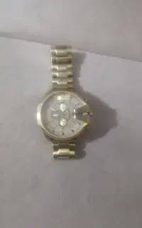 فروش ساعت سالم با تخفیف خوب