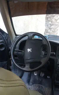 پژو 83 بنزینی انژکتر