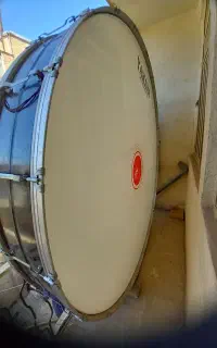 طبل ۲ متری