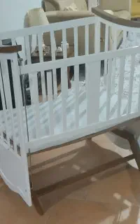 تخت کنار مادر  مناسب  تا ۳ سال