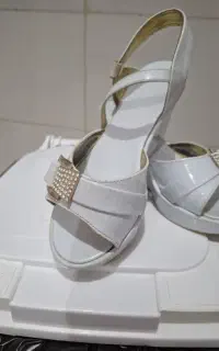 کفش مجلسی سایز ۳۵ بچه گانه