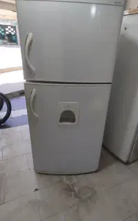 یخچال بدون برفک الکترواستیل کاملا سلم