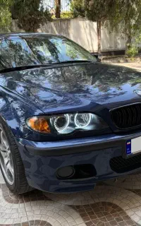 بی ام و ۳۱۸ مدل ۲۰۰۵
