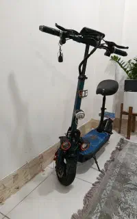 اسکوتر برقی صندلی