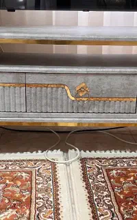 میز تلویزیون کاملا نو و سالم