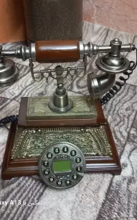 تلفن سلطنتی بسیارشیک و زیبا