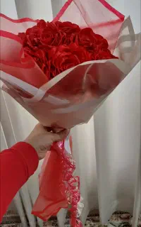 دسته گل قرمز