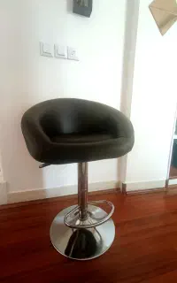 صندلی چرم جک دار