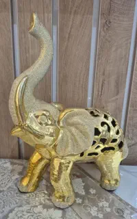مجسمه فیل