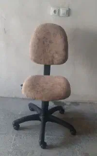 صندلی چرخ دار اداری