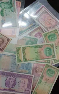 فروشنده و خریدار سکه و اسکناس قدیمی