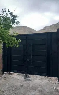 در فلزی