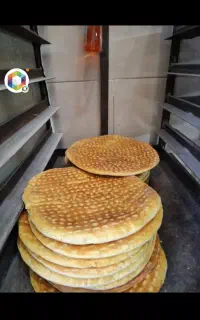 فروشنده و یک نفر ماهر و نیمه ماهر