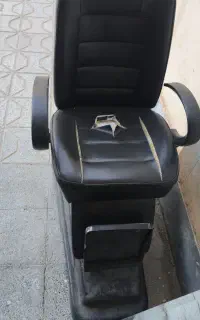 اینه و صندلی اریشگاه