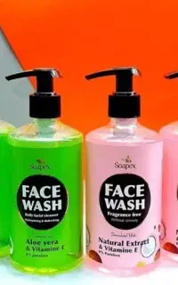 مانتو و لوازام ارایشی