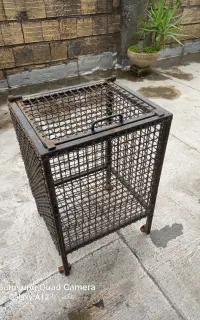 جای اشغالی آهنی