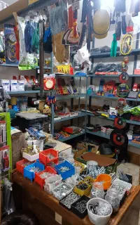 نیازمند فروشنده مغازه ابزار