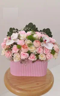 باکس گل و دسته گل ربانی