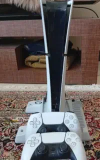 ps5 اسلیم دو دسته نو با فن و شارژر فروش و معاوضه