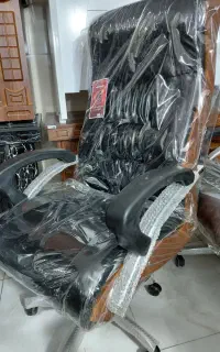 صندلی کد  ۱۲۰۰ فایل کشو دار کد ۸۹۴میز ۲۷۸
