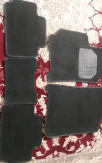 کفپوش نو و لاستیک دست دوم و آینه موتور
