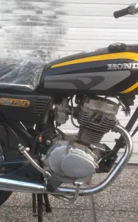 هندا ۱۲۵ هیلتون