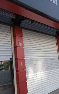 نصب و تعمیرات کرکره برقی وشیشه سکوریت