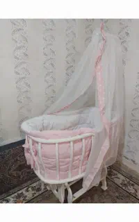 تخت خواب  وگهواره نوزاد