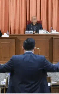 وکیل پایه یک دادگستری و مشاور حقوقی در شهر صدرا