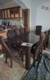 میز نهارخوری ۱۰ نفره با صندلی