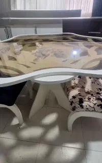 میز غذاخوری