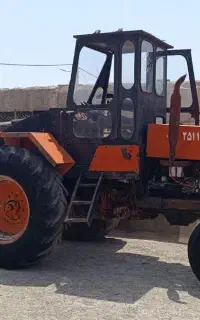 تراکتور بیل عقب