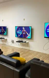 فروش و خریدار انواع پلی استیشن ۵و۴و۳ایکس باکس