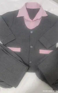 پیراهن به همراه دو شلوار مدرسه