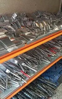 تولیدکنند انواع مشتی و قالب تنه