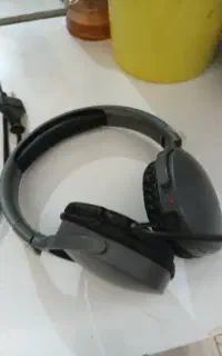 فروش یک عدد هدفون باقیمت مناسب
