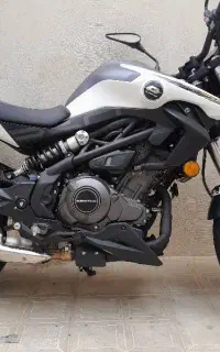 بنلی کیو جی srk 250